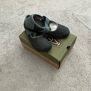 **NOT FOR SALE** Keen Quilted Slip on